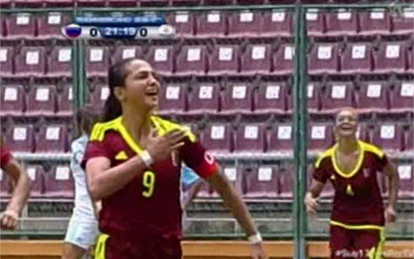 La Vinotinto Femenina comenzó goleando a Argentina 3-0 en el #SudamericanoSub17