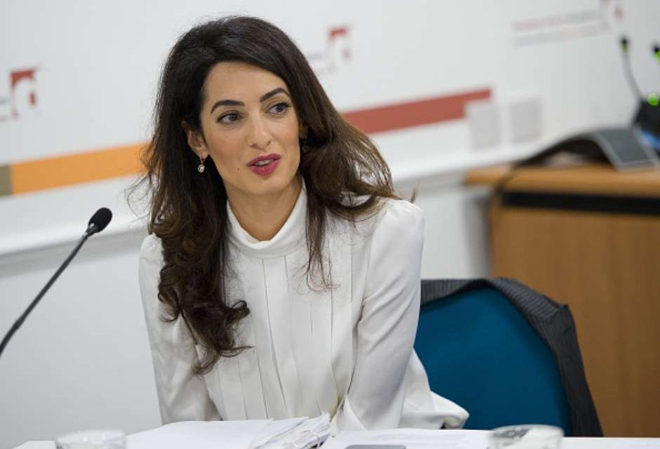Amal Clooney, esposa de George Clooney, amenazada de muerte