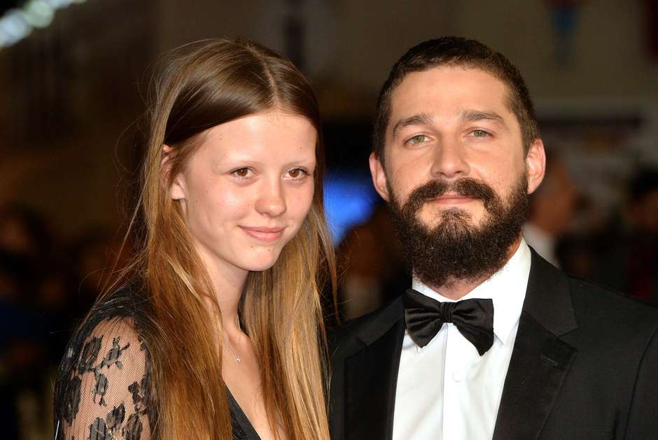 El actor de ‘Transformers’ Shia LaBeouf y su novia Mia Goth se casan