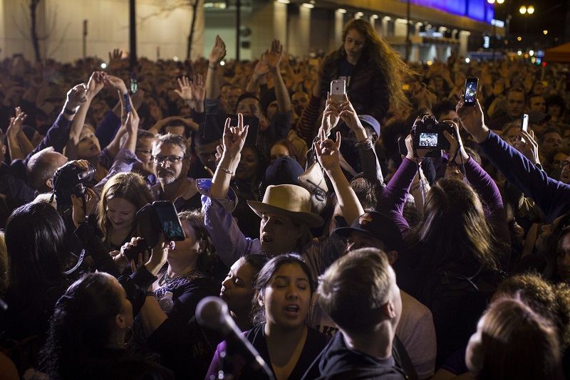 Minneapolis despide a Prince con enorme fiesta callejera (+Fotos)