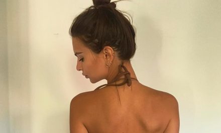 Emily Ratajkowski calienta instagram con sensual y diminuto bikini (+Foto)