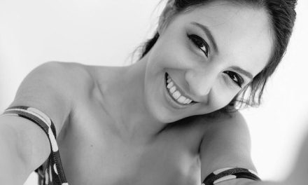 Carolina Abril (@Carolina_Abril_), Actriz Porno Pansexual, Ninfómana y Defensora Del Sexo Sin Tabúes
