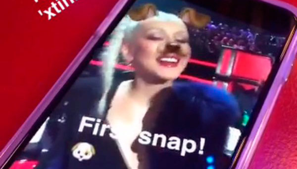 Christina Aguilera debuta en Snapchat como linda cachorrita