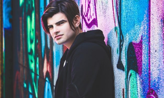 Jonathan Moly estrena »Sayonara»