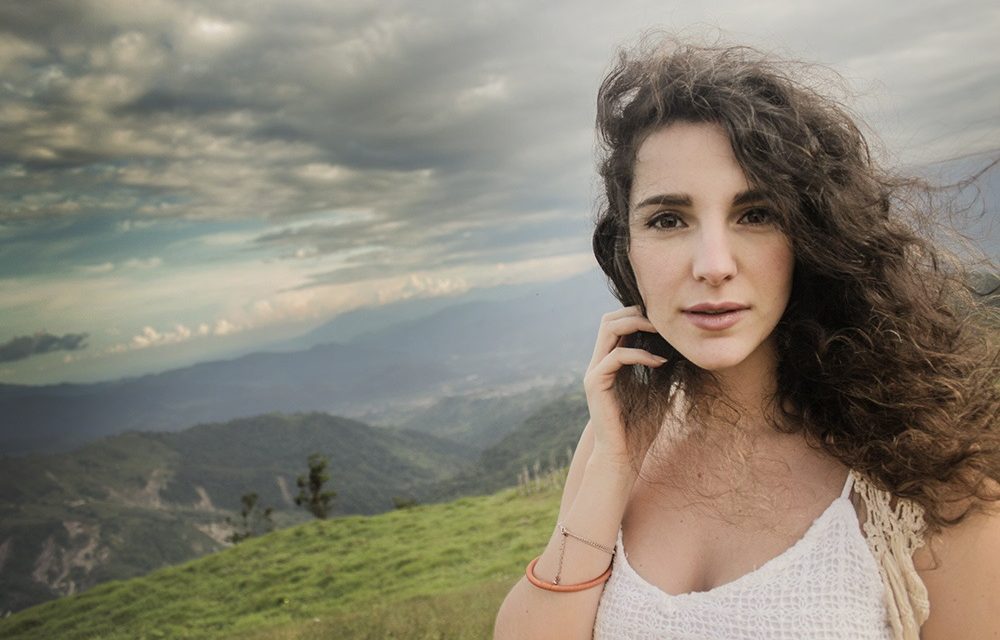 Carla Baratta Artista plástica multifacética