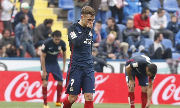 El Atlético entrega la Liga al perder 2-1 con Levante