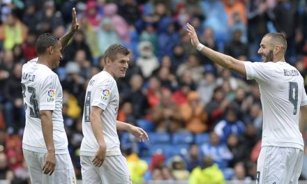 #LigaBBVA: El Real Madrid gana con doblete de Cristiano al Valencia peleón y se jugará el título con el Barça