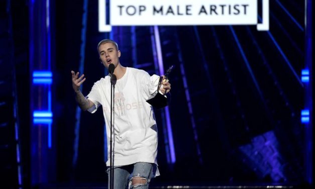 Justin Bieber gana mejor artista masculino en los Billboard