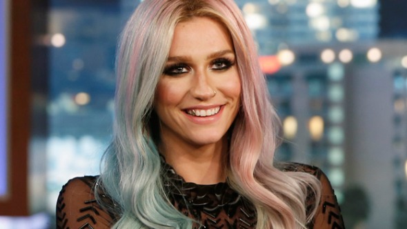 Fanáticos de Kesha planean boicotear los Billboard Music Awards 2016.