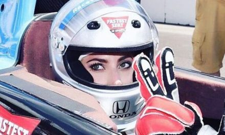 Lady Gaga viajó de copiloto en la famosa carrera #Indy500 (+Video)