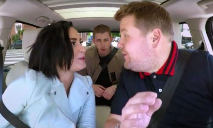 Demi Lovato y Nick Jonas protagoniza espectacular trío en ‘Carpool Karaoke’ (+Video)