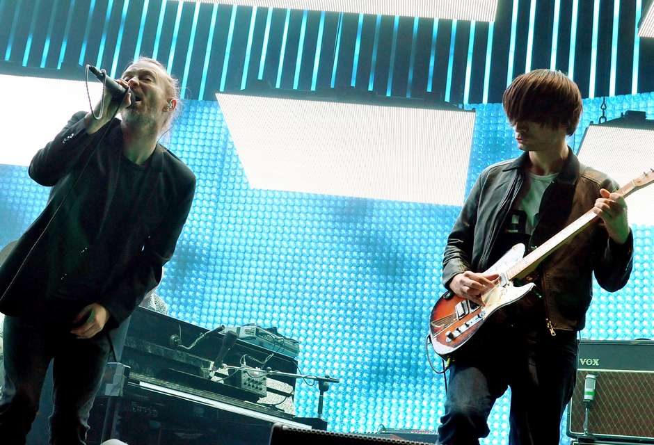 Radiohead vuelve a las redes sociales y sorprende con el video de »Burn The Witch» (+Video)