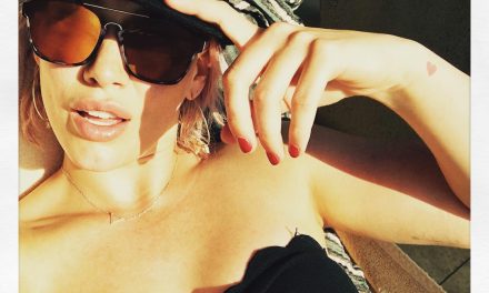 Hilary Duff publica sexy selfie en traje de baño (+Fotos)