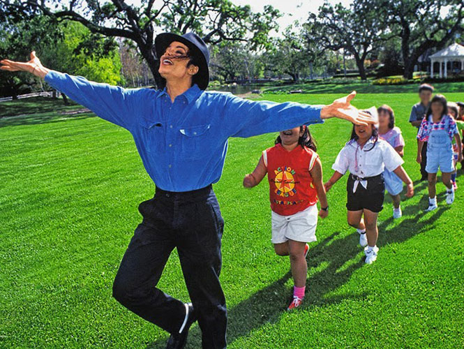 Michael Jackson sí coleccionaba pornografía infantil