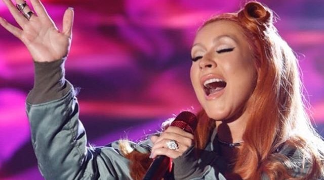 Christina Aguilera canta su sencillo »Change» por primera vez en vivo (+Video)