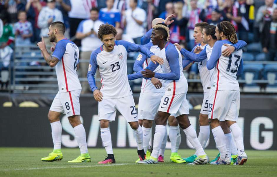 2-1. Dempsey tumba a Ecuador y lleva a Estados Unidos a semifinales