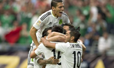 México inicia con victoria sobre Uruguay (3-1) en su aventura en la Copa América Centenario