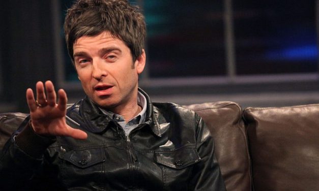 Noel Gallagher arremete contra Spotify y su hermano Liam