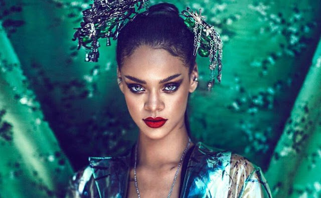 Rihanna anuncia lanzamiento de su nuevo perfume: »Crush»