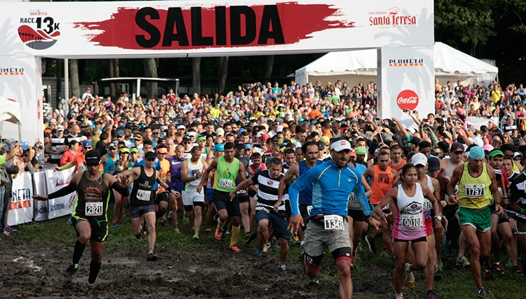 Más de 3.400 corredores sacaron el pecho en la race 13K de Hacienda Santa Teresa (+Fotos)