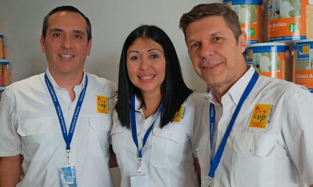 Venezolana de Pinturas presentó su nueva línea de productos especializados a los Constructores Zulianos