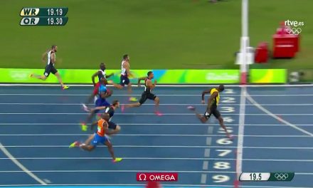 #Atletismo Usain Bolt es el 1er tricampeón olímpico en 200m, logra su 8vo #oro #Rio2016