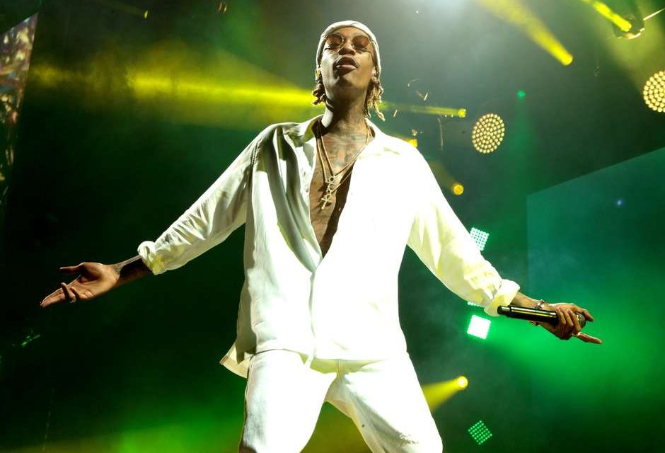 Lesionados en concierto demandan a Snoop Dogg y Wiz Khalifa
