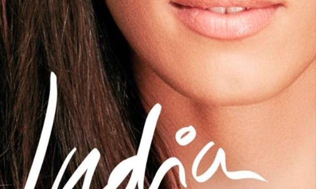 INDIA MARTÍNEZ DESVELA PORTAD Y FECHA DE LANZAMIENTO DE SU NUEVO SINGLE »TODO NO ES CASUALIDAD»