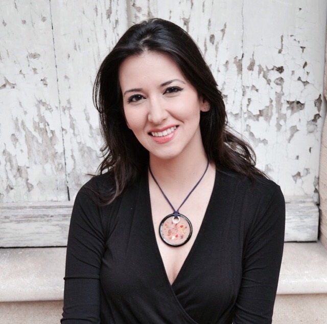 Mariana Itriago seduce con su colección de joyas »Colorful»