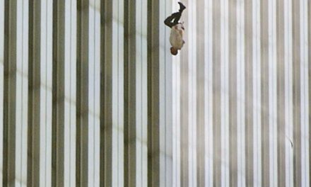 La historia de ‘The Falling Man’, la estremecedora foto del 11-S