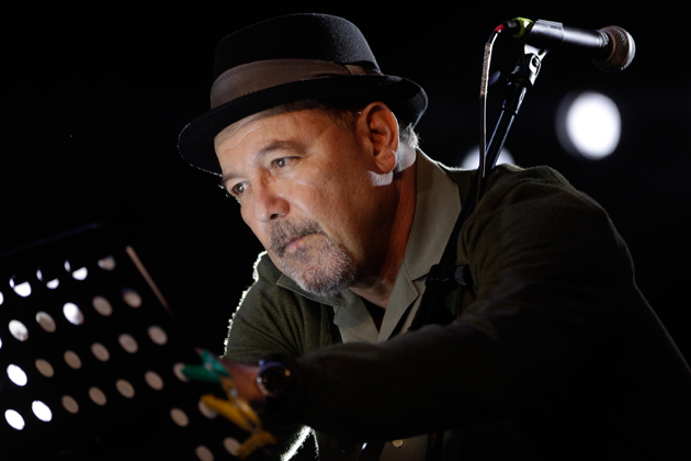 Rubén Blades anunció que su gira »Caminando, adiós y gracias» será la última