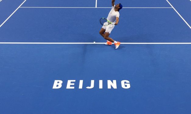 Rafael Nadal puso fin a su temporada por sus problemas físicos