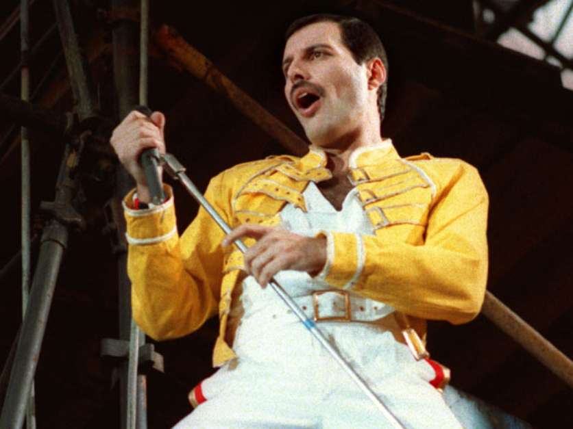 Hace 25 años Freddie Mercury se convirtió en leyenda