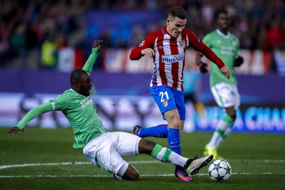 El Atlético gana al PSV y se coloca líder de su grupo en Champions