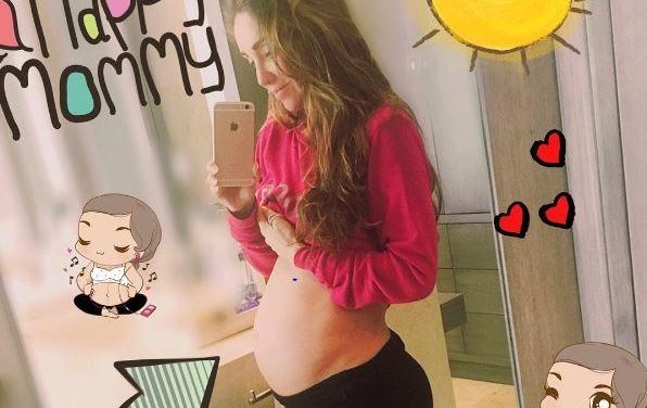 Anahí publica imagen de su embarazo al natural (+Fotos)