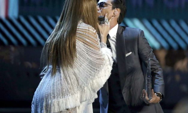 »Olvídame y Pega la Vuelta»: ¿causa de divorcio de Marc Anthony?