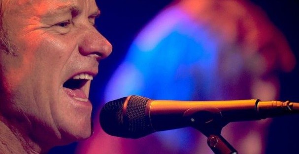 Sting dio un estremecedor concierto en el Bataclan tras cantar »Fragile» (+Fotos Y Videos)