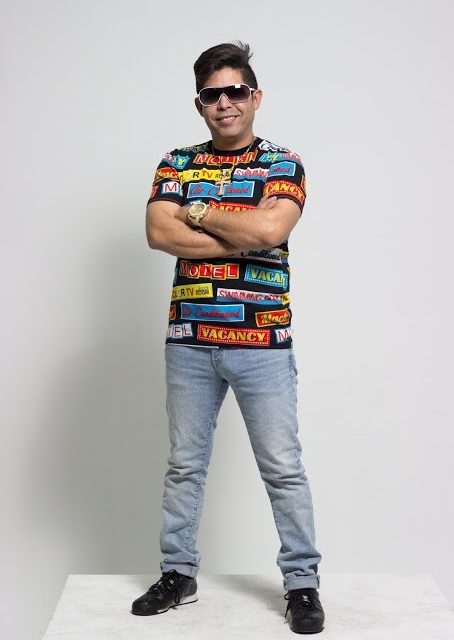 Porfi Baloa festeja primer lugar con »Bésame» en el top salsa del Record Report
