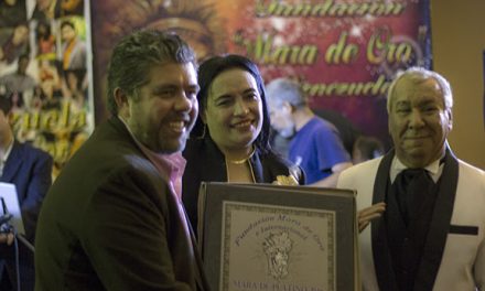 Luis Gerardo Blyde es galardonado con el Mara de Platino a la excelencia