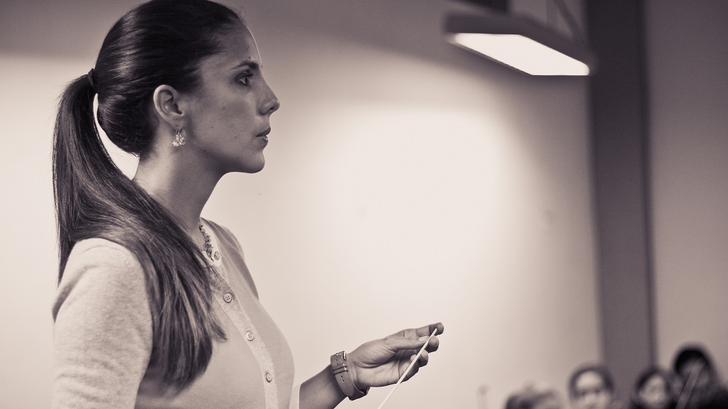 HELFHIS DI FLORIO ES LA NUEVA ESTRELLA DE LA DIRECCIÓN ORQUESTAL VENEZOLANA