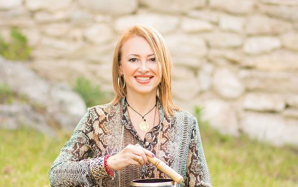 LIDIA NESTER: LA VOZ DE LA PAZ