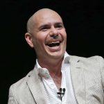 Pitbull y su escándalo por el video que costó USD 1 millón