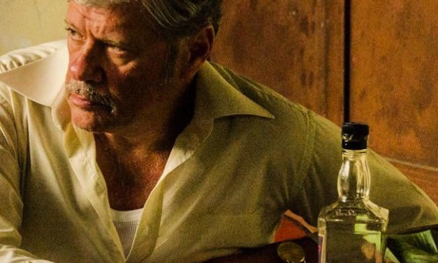 Henry Zakka impacta como Cabrera… En la serie sobre Hugo Chávez – #MuerdeAqui por @diegokapeky