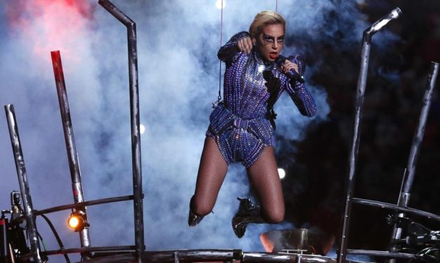 Así fue el espectacular show de Lady Gaga en el Super Bowl LI (+Fotos y Video)