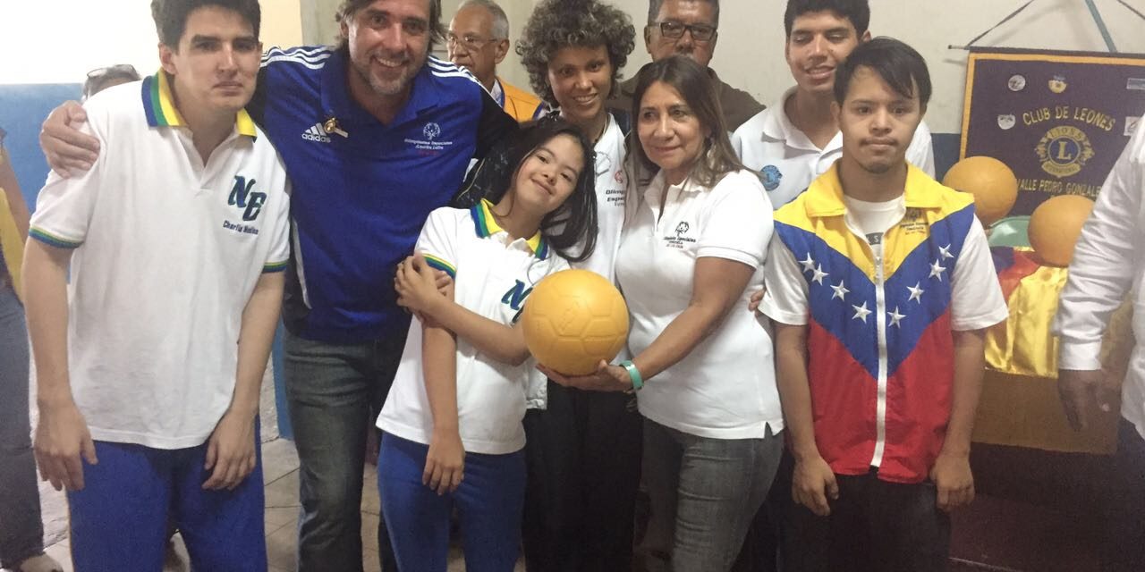 Más de 60.000 niños y jóvenes venezolanos se beneficiarán con la donación de 6.000 balones de alta resistencia