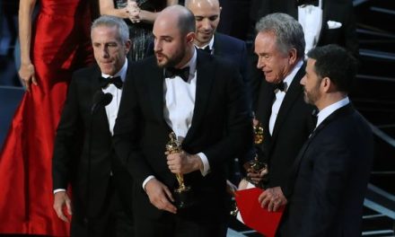 Tras el mayor papelón de la historia de los Oscar, «Moonlight» ganó como mejor película