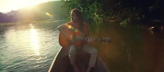 VICENTE GARCÍA presenta »A la Mar» en España