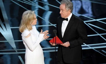 PricewaterhouseCoopers pide perdón por la confusión de los Oscar