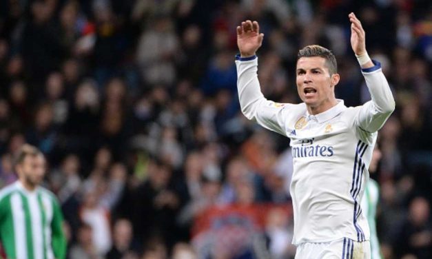 Cristiano Ronaldo será padre de gemelos según prensa británica