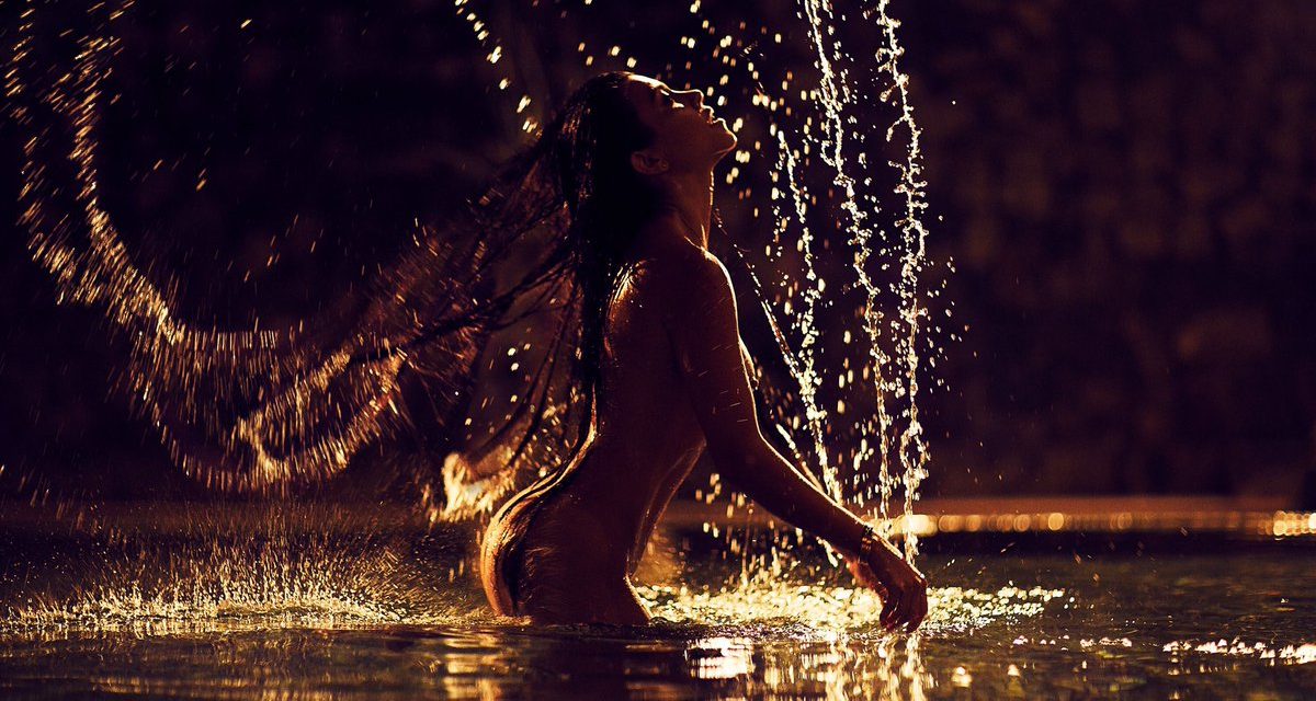 Kourtney Kardashian celebra los 38 desnuda (+Foto)